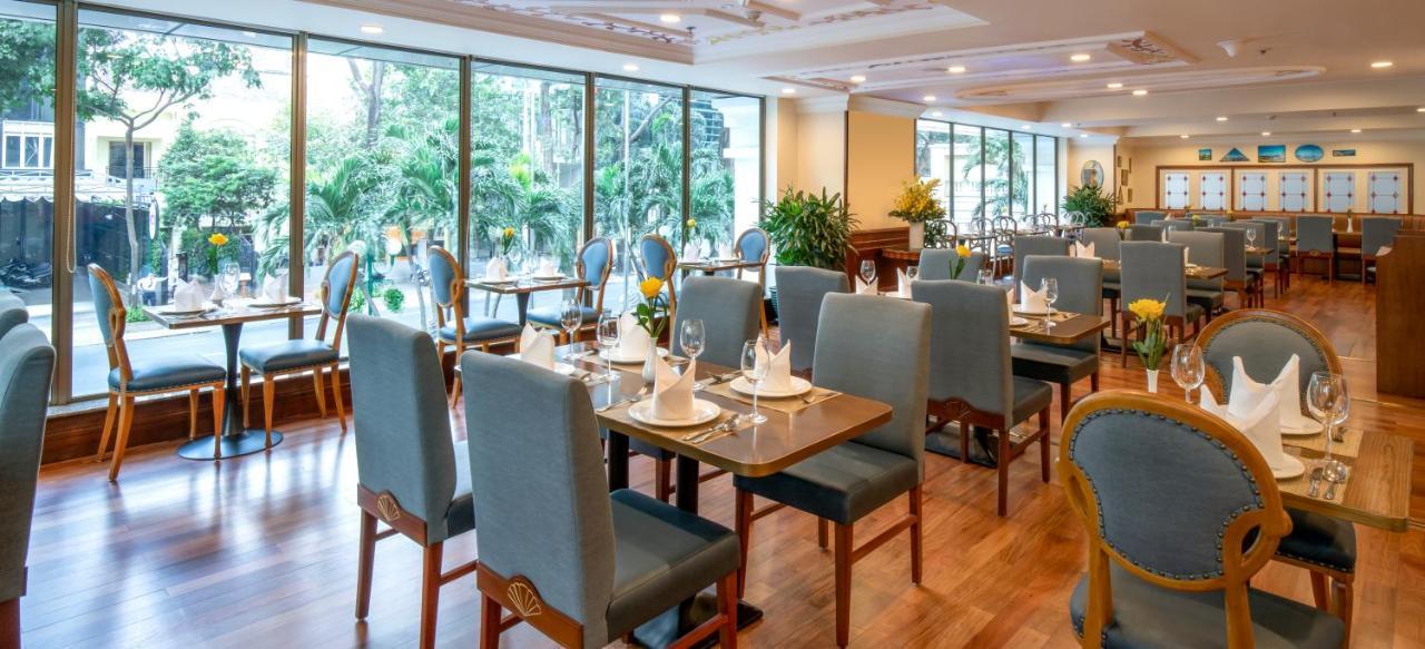 Sherwood Residence Ho Si Minh-város Kültér fotó The restaurant