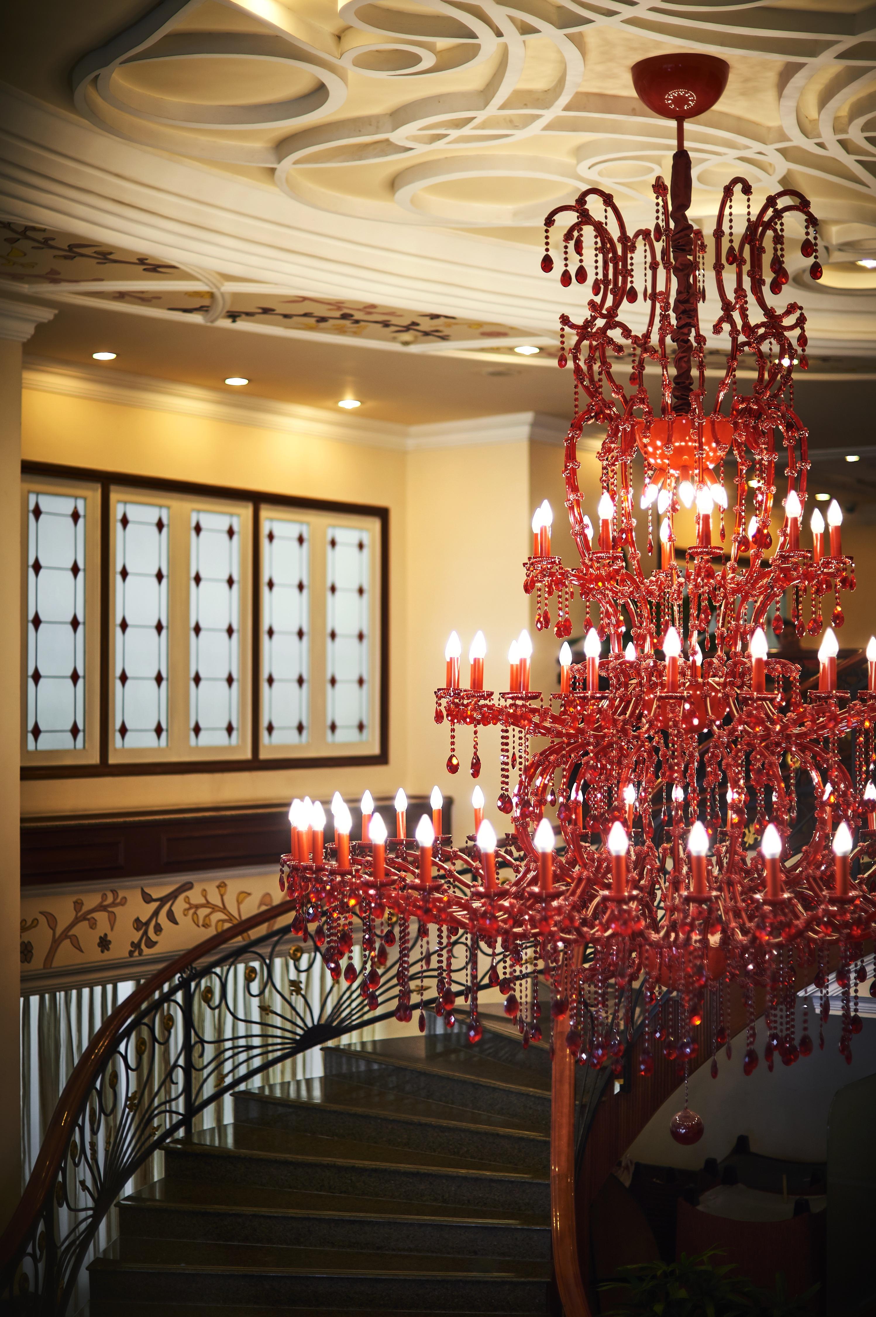 Sherwood Residence Ho Si Minh-város Kültér fotó A chandelier
