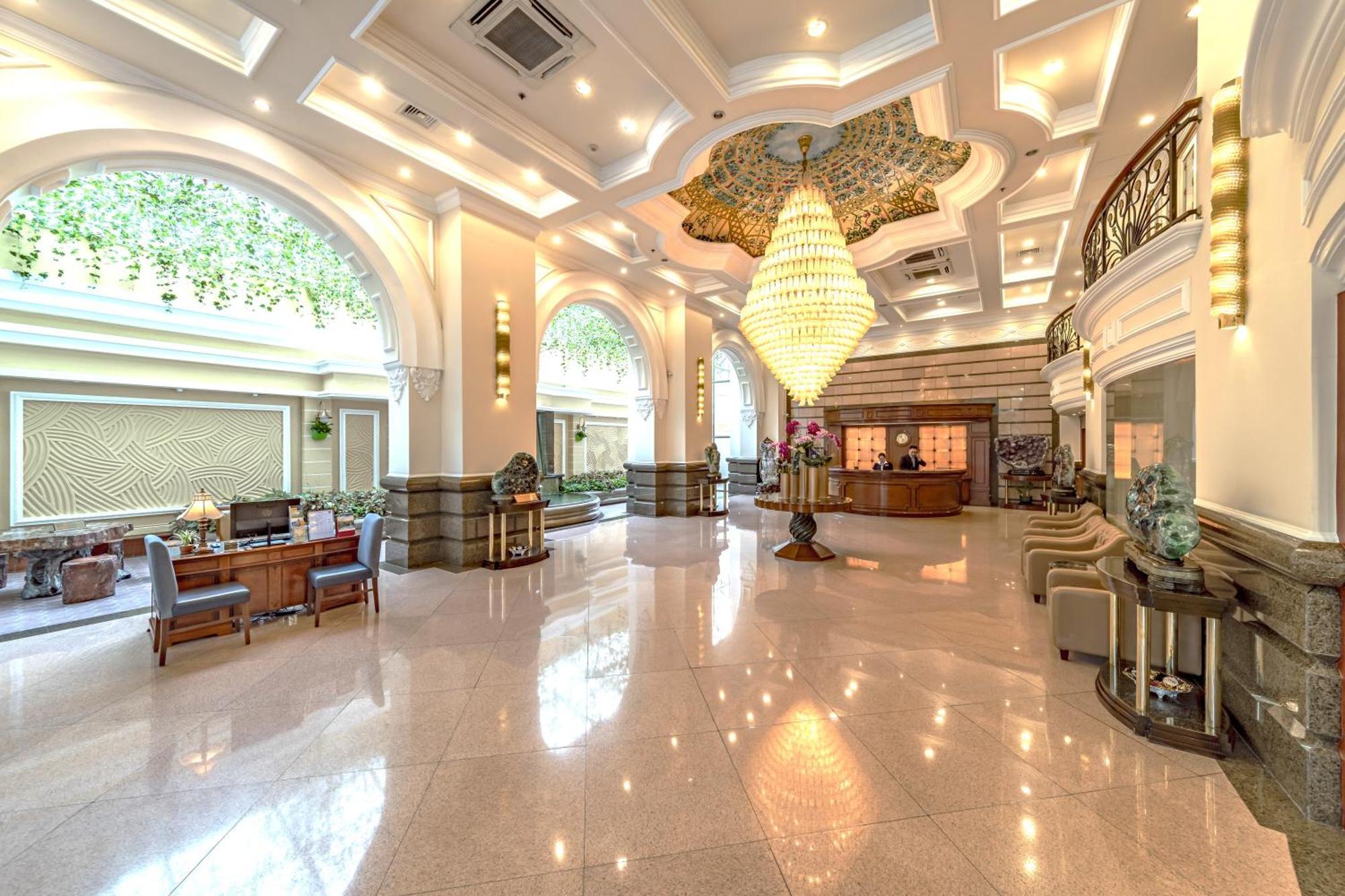 Sherwood Residence Ho Si Minh-város Kültér fotó Lobby